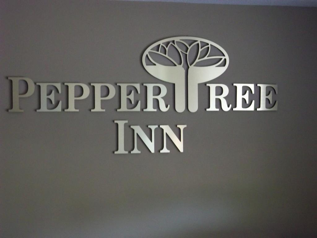 Pepper Tree Inn Beaverton Ngoại thất bức ảnh