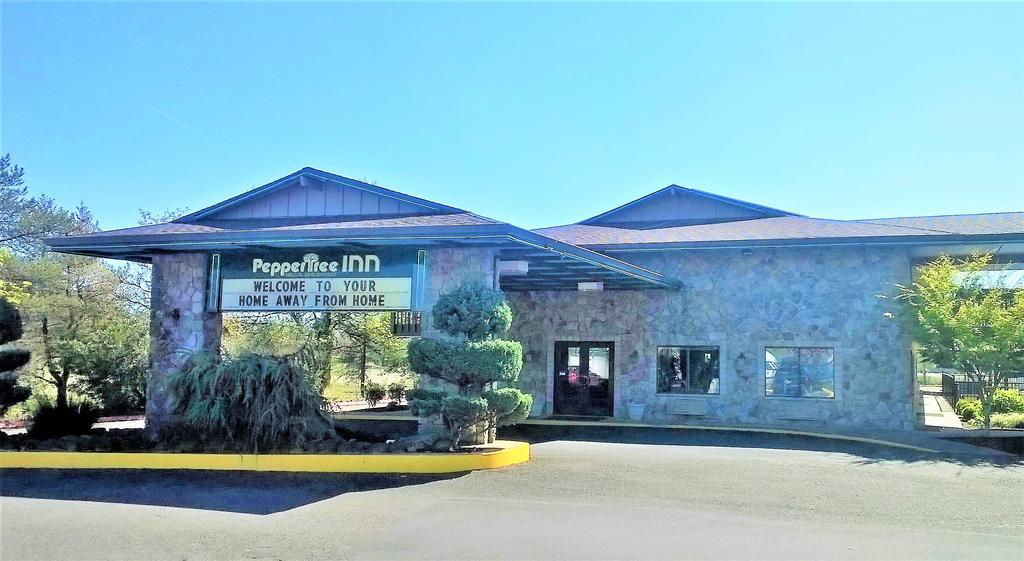 Pepper Tree Inn Beaverton Ngoại thất bức ảnh