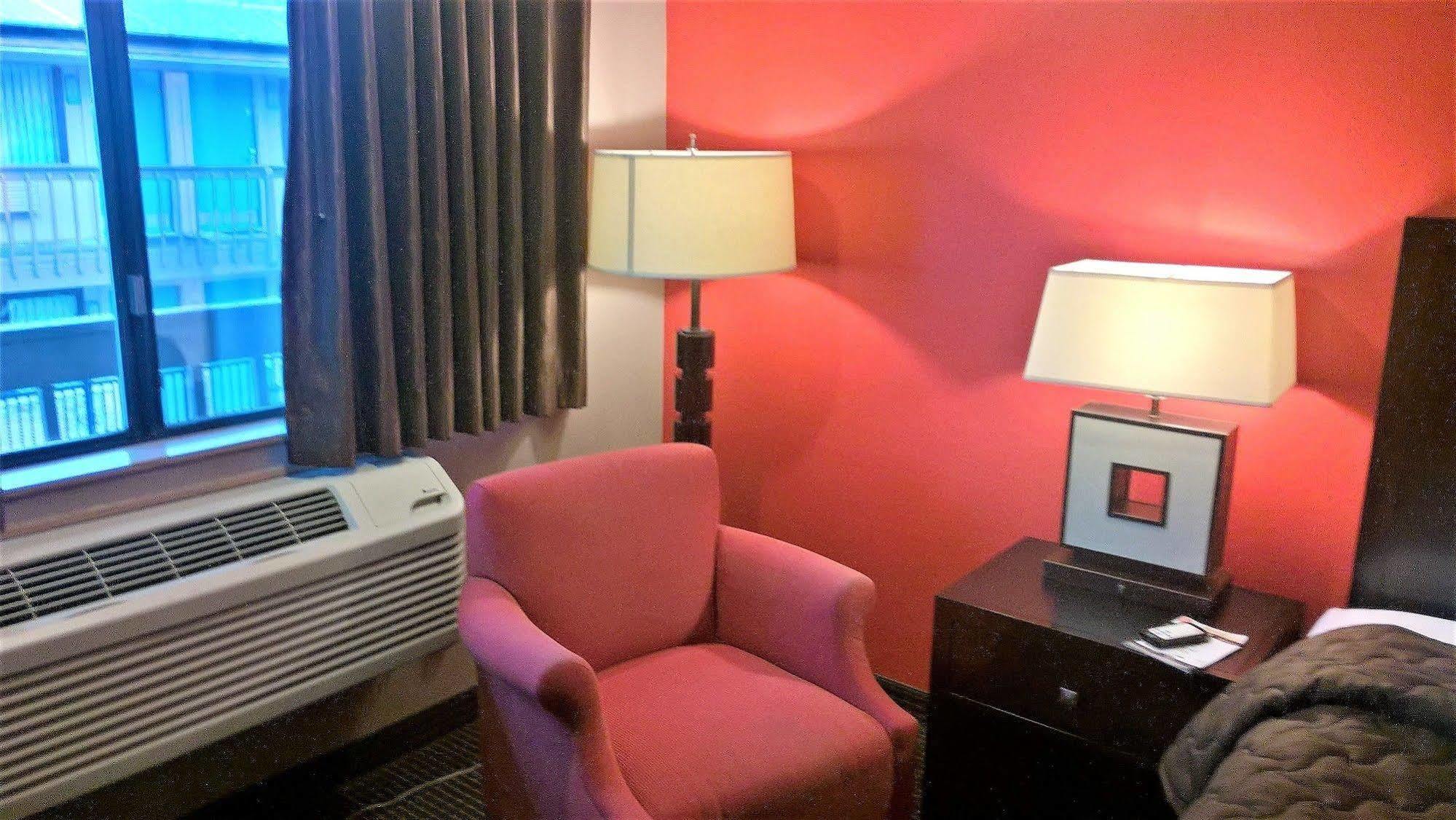 Pepper Tree Inn Beaverton Ngoại thất bức ảnh
